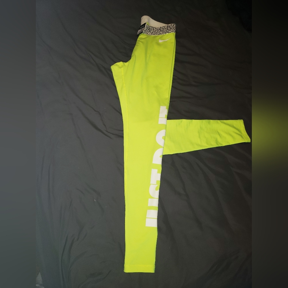 Nike DRI-fit leggings